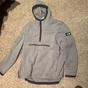 North face grey pullover